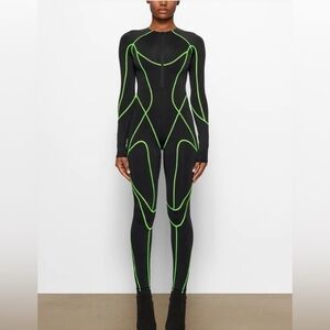 NEW w/Tags SKIMS Moto Contour Catsuit Black Neon Green Women's Size 4X